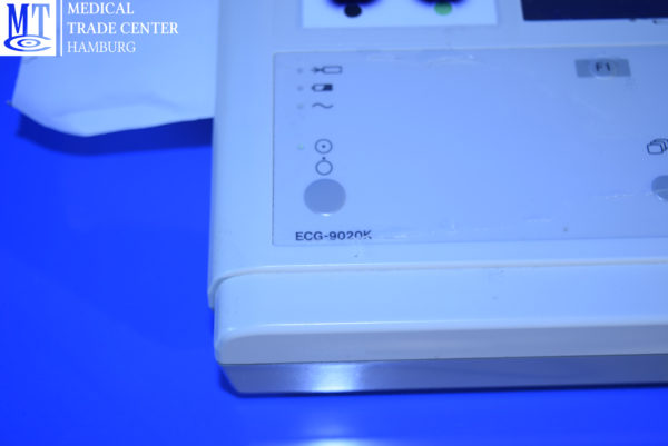 Nihon Kohden Cardiofax GEM ECG 9020K mit Ableitungskabel 6 Kanal