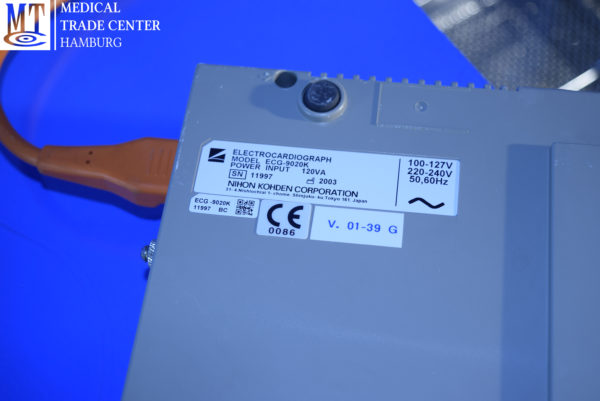 Nihon Kohden Cardiofax GEM ECG 9020K mit Ableitungskabel 6 Kanal
