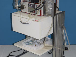 Richard Wolf Rektoskopie Einheit  // Lichtquelle 4215 und Rekto Pumpe 6554 auf fahrbarem Rollwagen