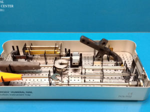 TRIGEN HUMERAL NAIL // BOTTOM INSTRUMENT TRAY   7175-1152