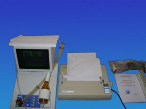 CUSTO VIT SPIROMETER / Lungenfunktionsgerät , Drucker und Handstück- Sensor